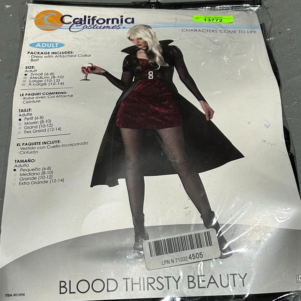 Blood Thirsty Beauty Costume – Women’s Small
